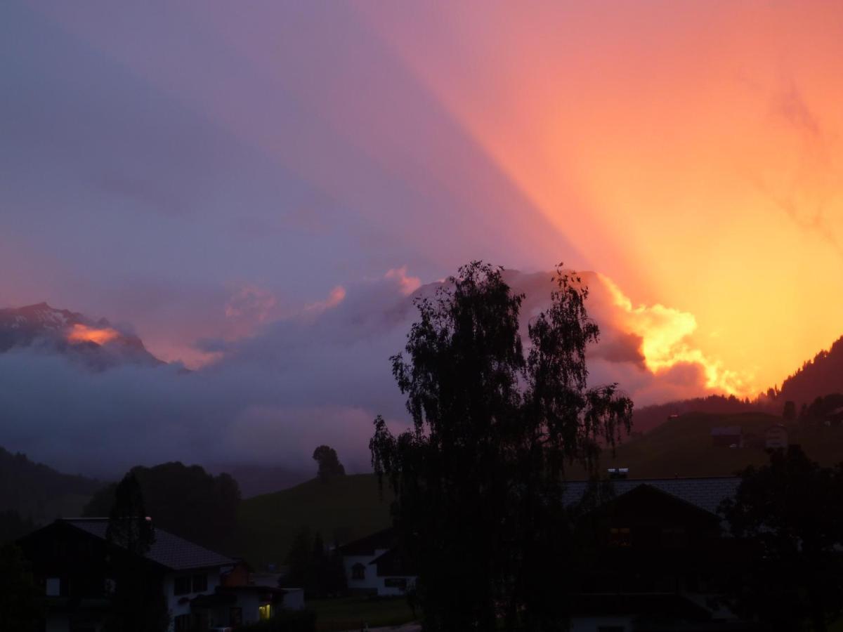 Urlaub Bei Moses Lägenhet Schoppernau Exteriör bild
